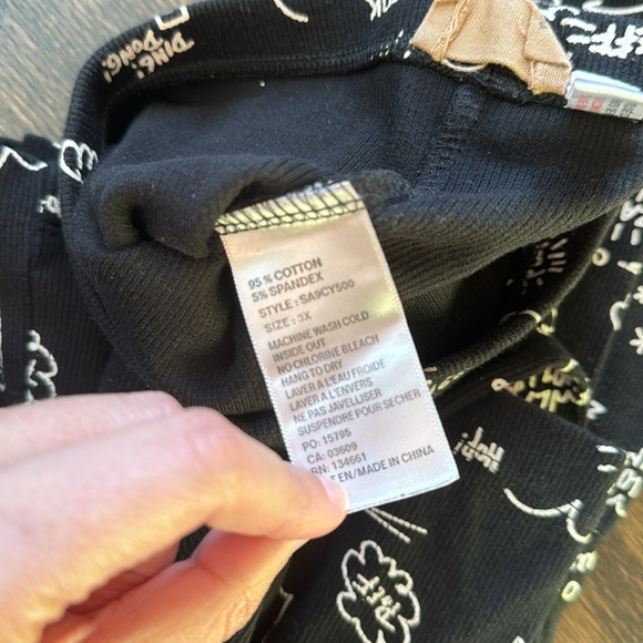 SIZE 3T/3X BOYS PAJAMAS BLACK AND WHITE SO WHAT COMPANY - Picture 5 of 5